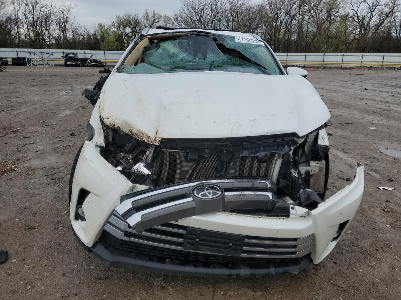 2019 TOYOTA HIGHLANDER - Image 5