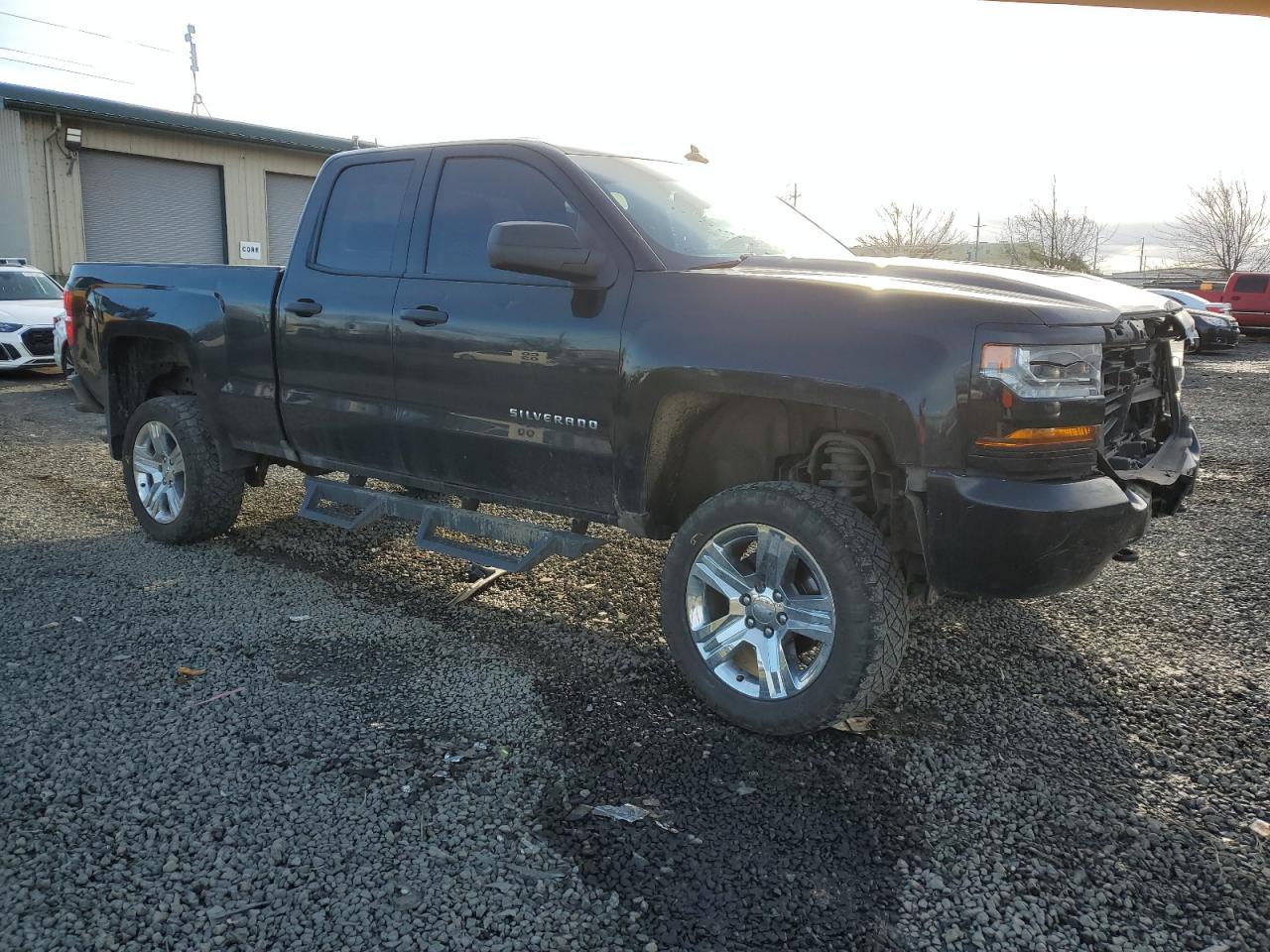 2017 CHEVROLET SILVERADO - Фото 4