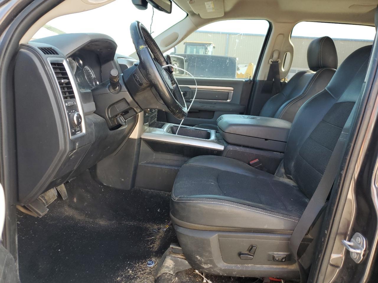 2017 RAM 1500 SLT - Image 7