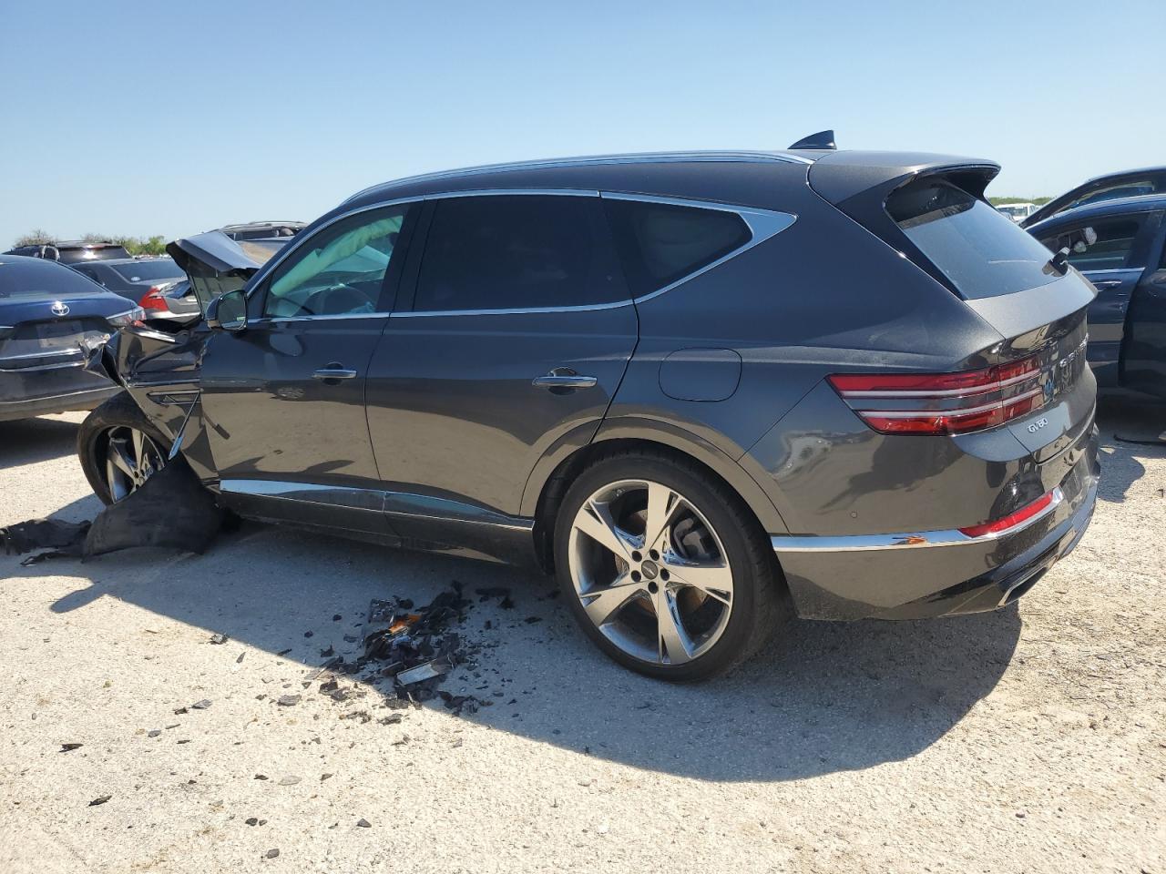 2021 GENESIS GV80 BASE - Image 2