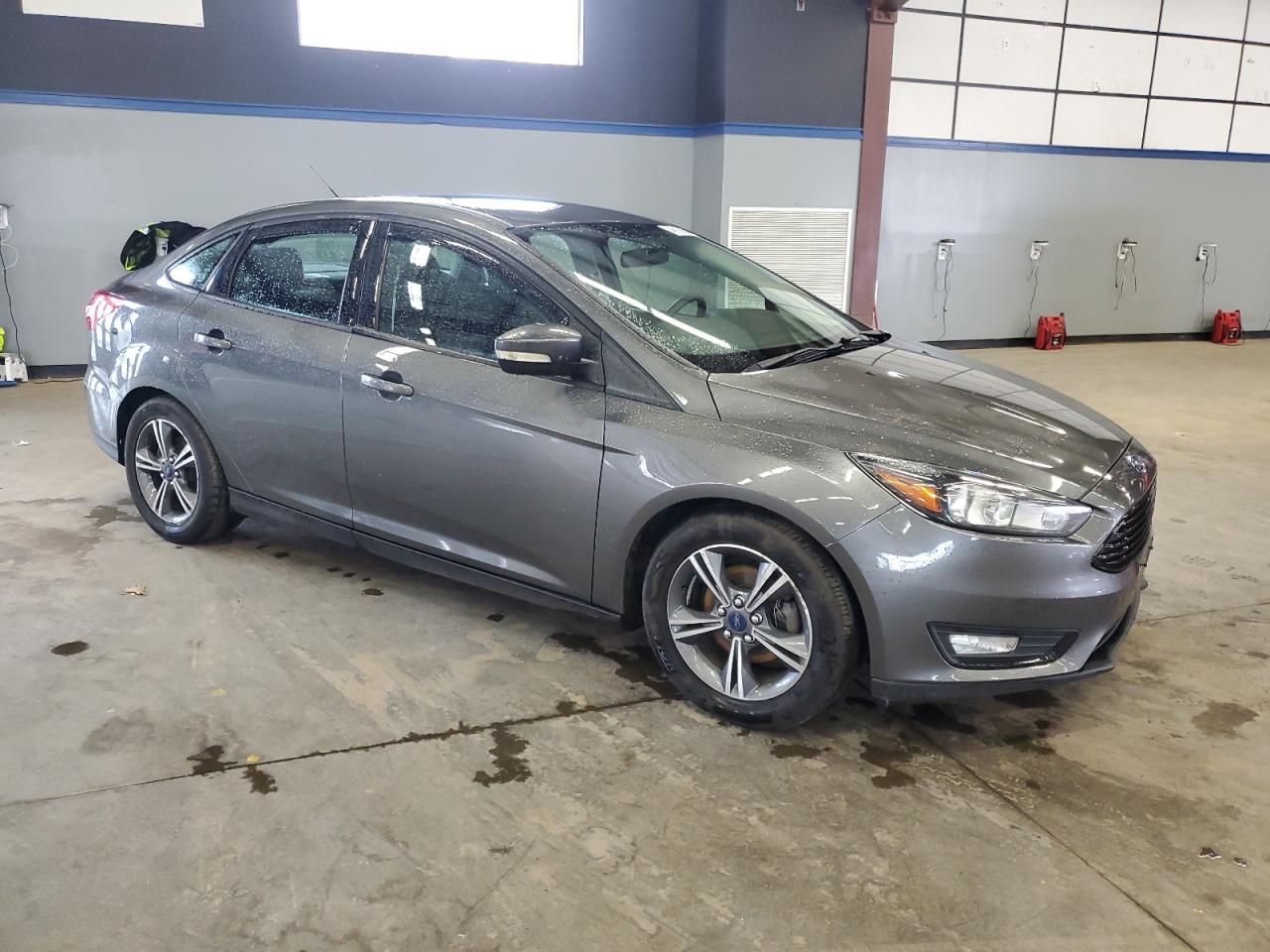 2016 FORD FOCUS SE - Фото 4