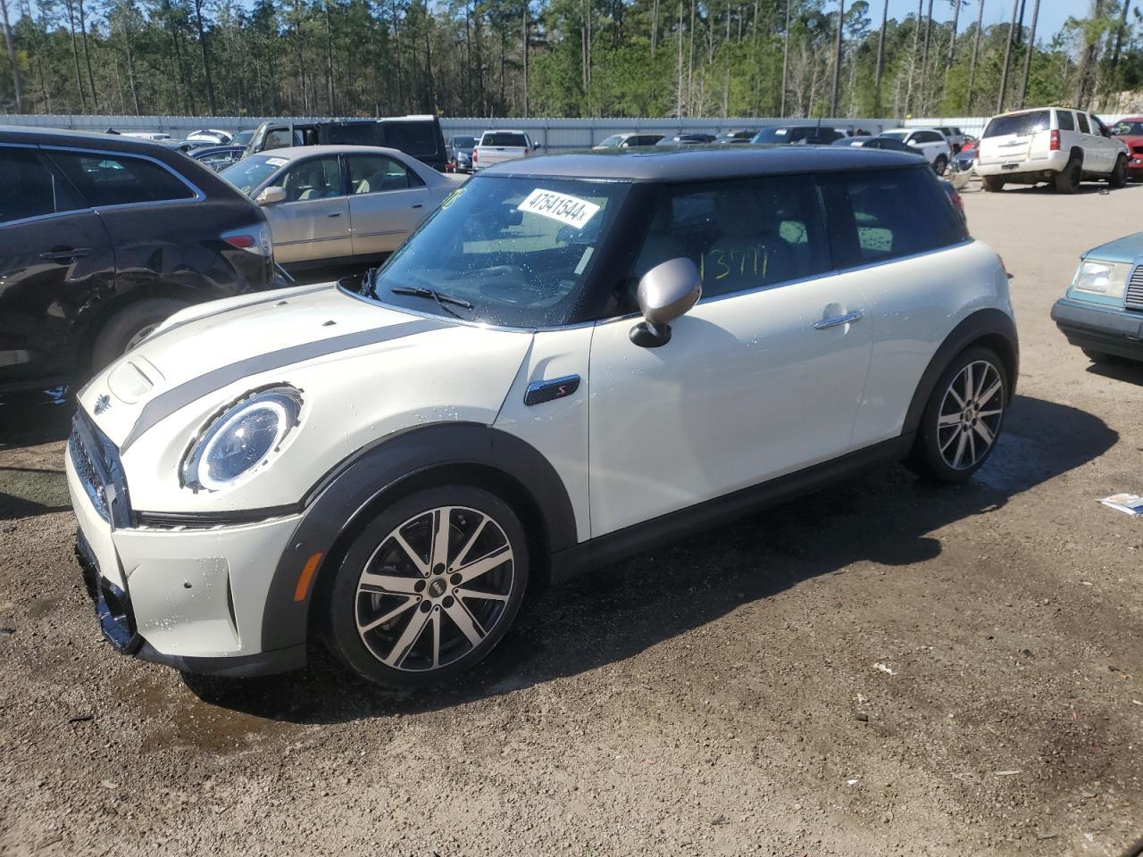 2023 MINI COOPER S
