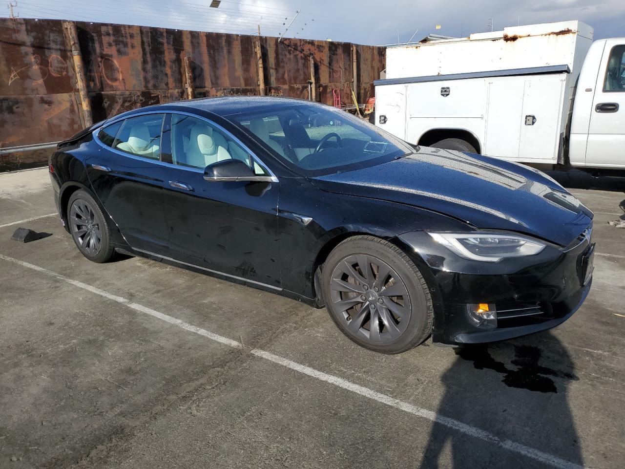 2018 TESLA MODEL S - Фото 4