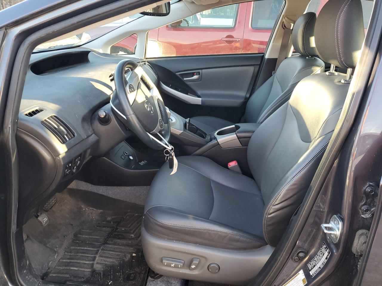 2013 TOYOTA PRIUS - Фото 7