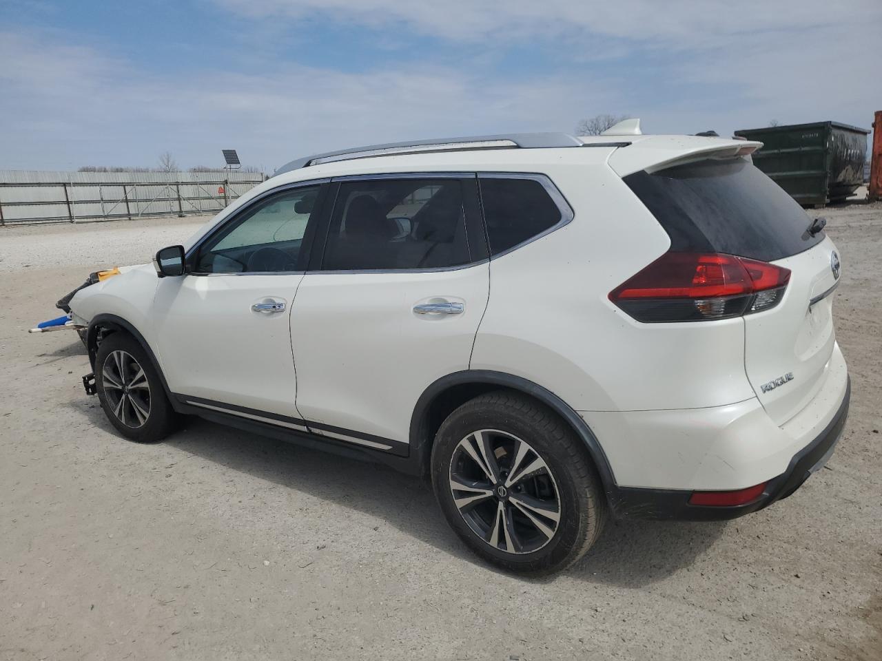 2018 NISSAN ROGUE S - Фото 2