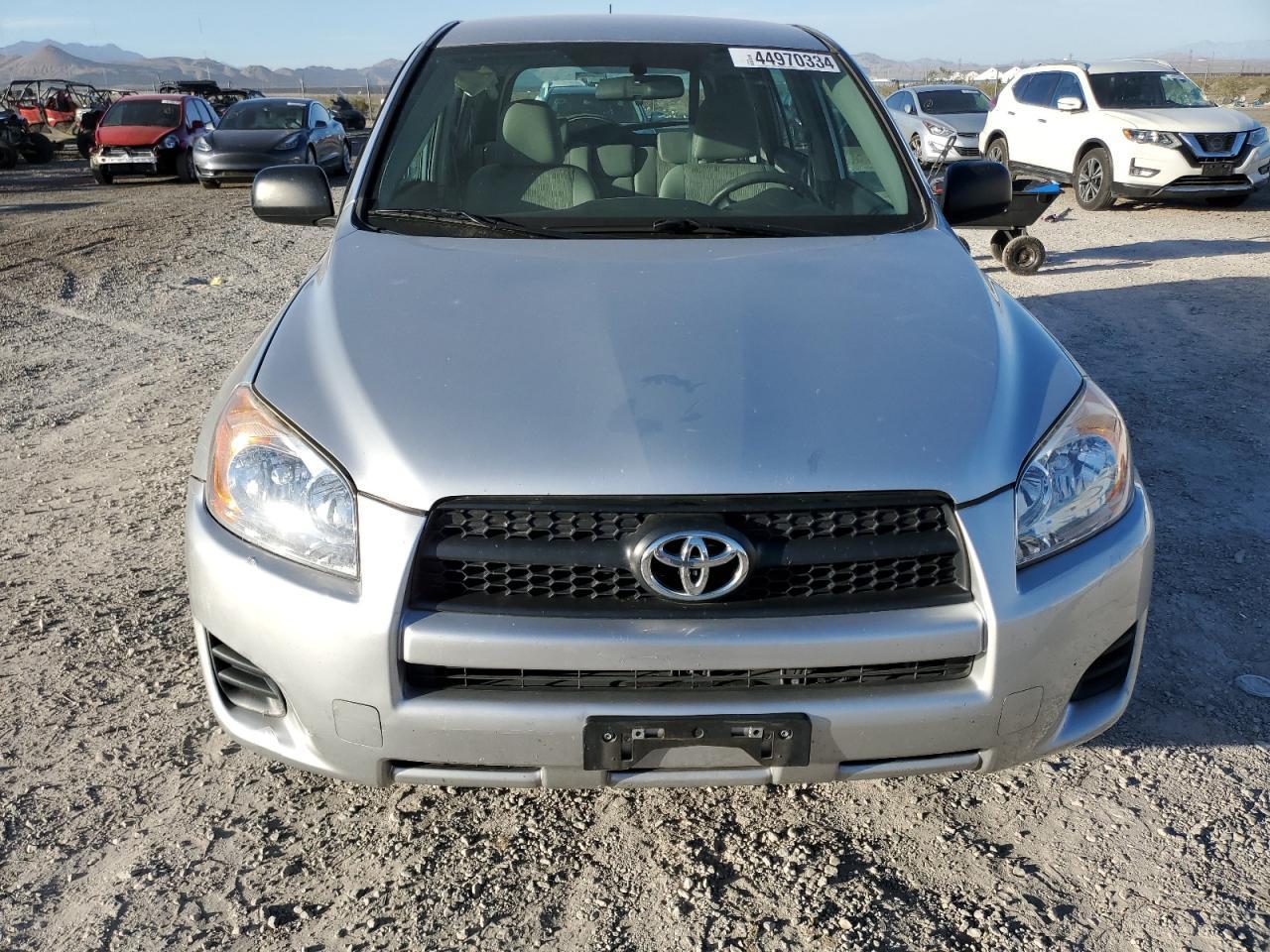 2011 TOYOTA RAV4 - Image 5