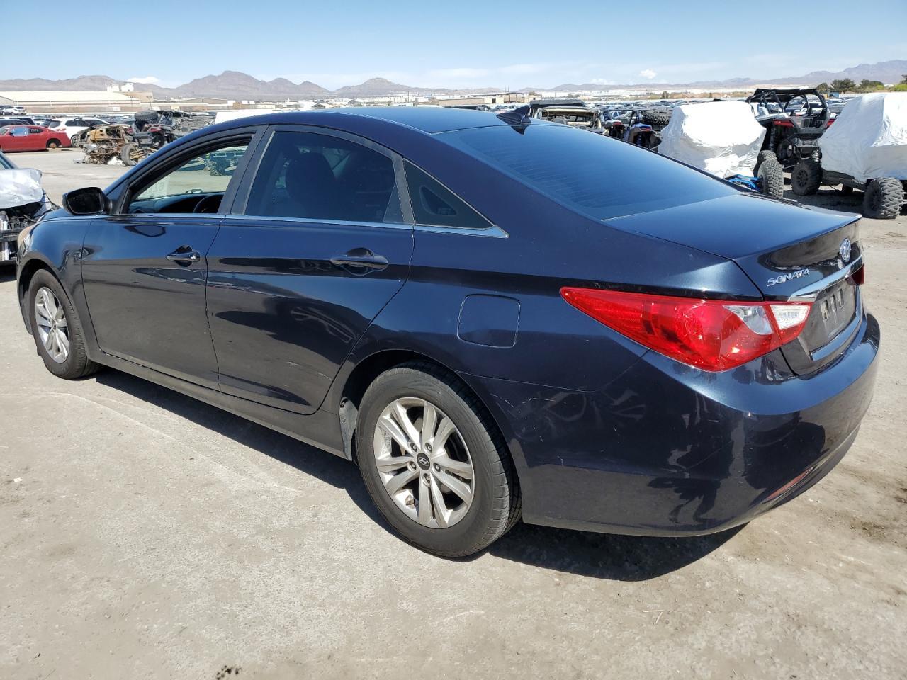 2013 HYUNDAI SONATA GLS - Фото 2