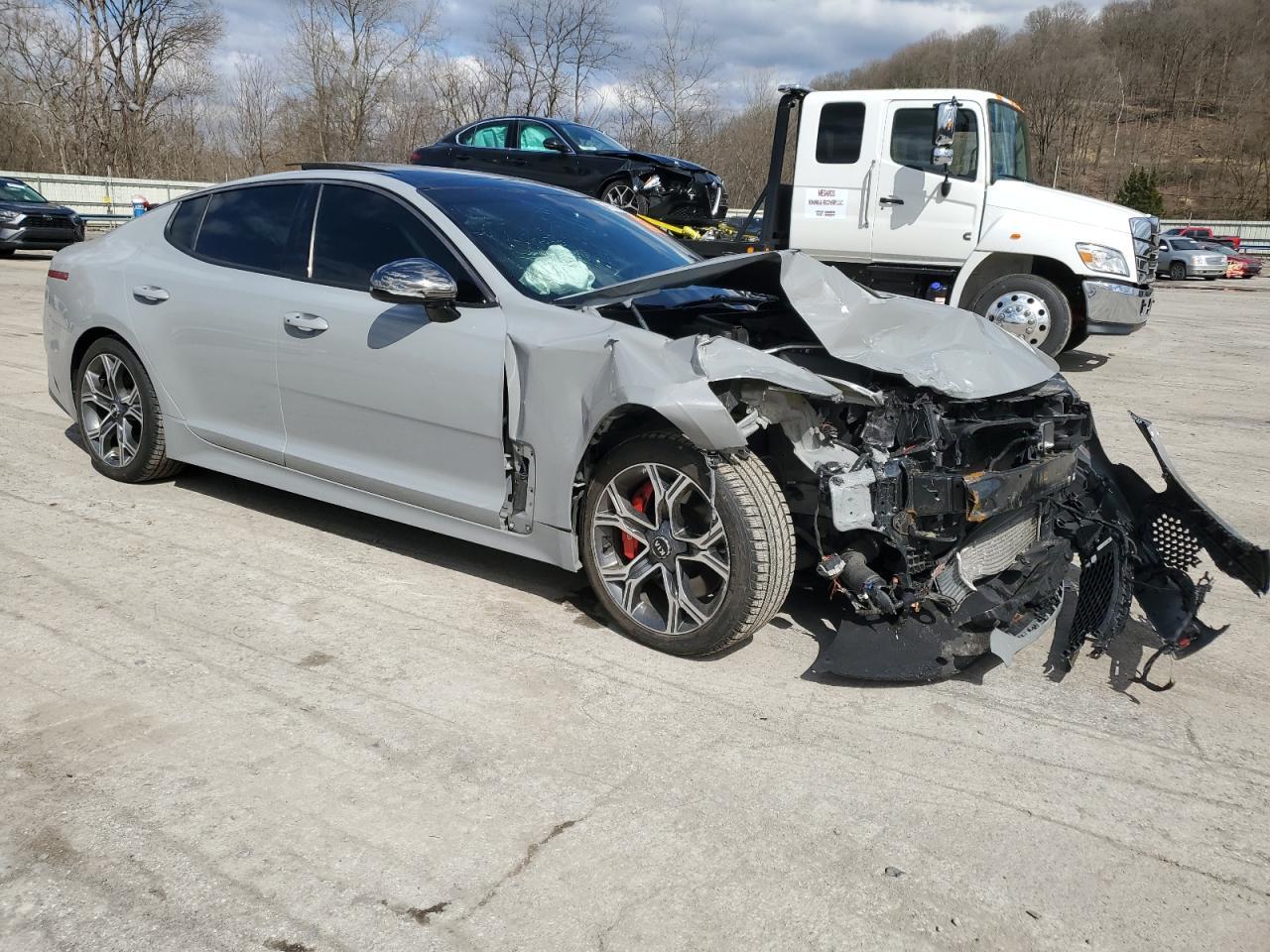 2019 KIA STINGER GT - Фото 4