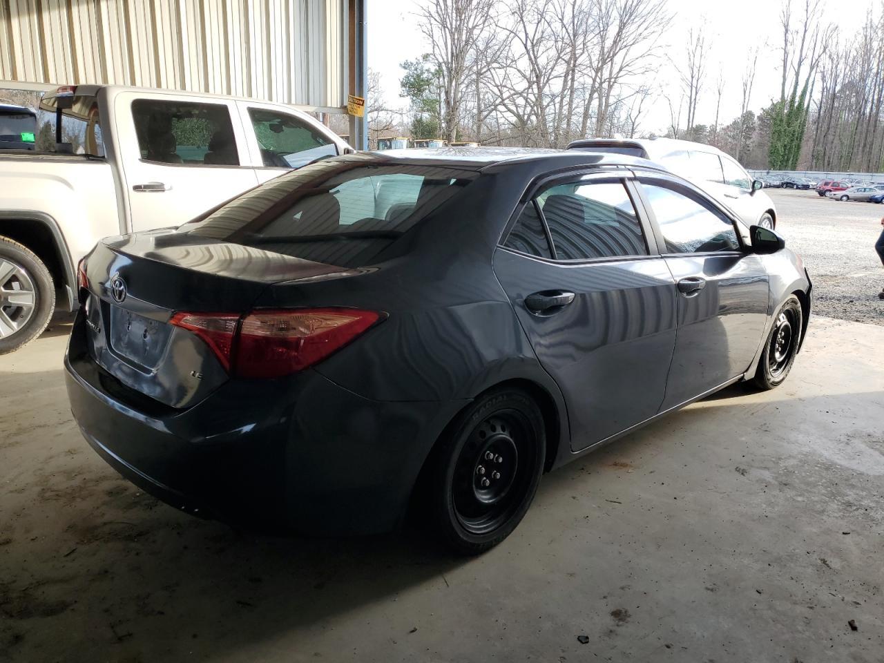 2019 TOYOTA COROLLA L - Image 3