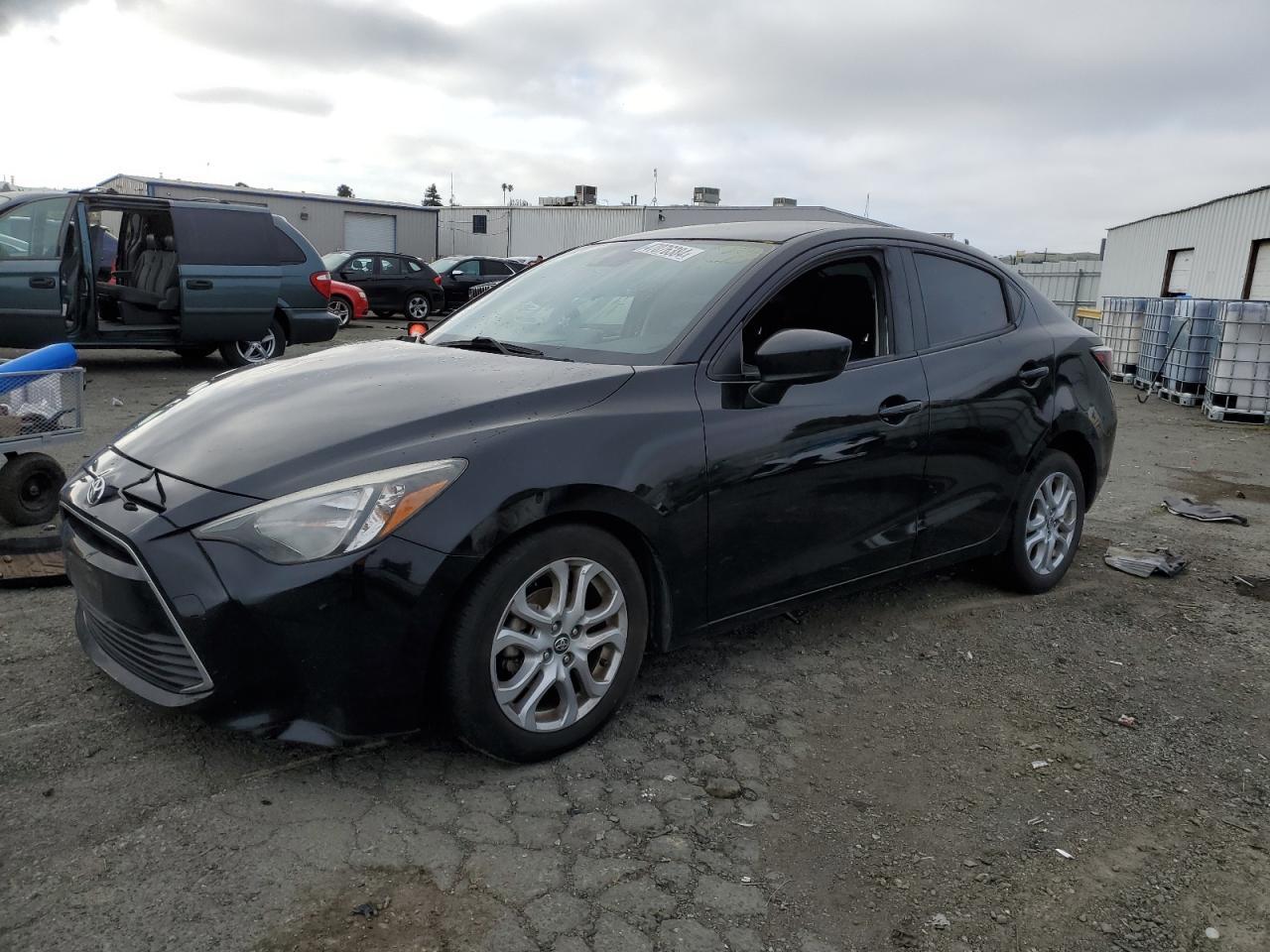 2017 TOYOTA YARIS IA