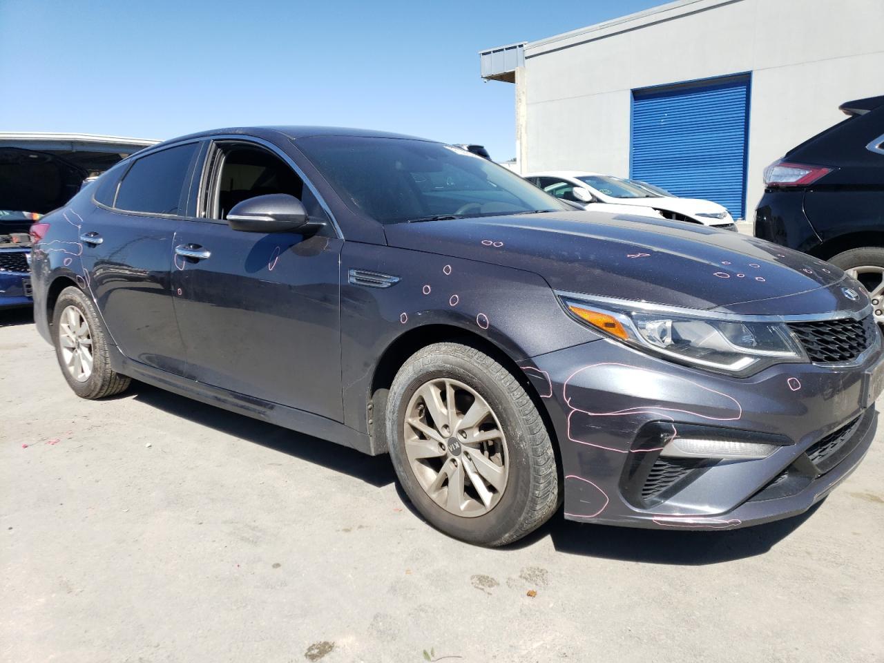 2019 KIA OPTIMA LX - Фото 4
