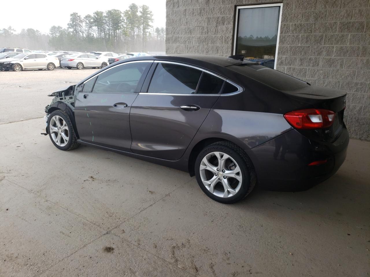 2017 CHEVROLET CRUZE PREM - Image 2