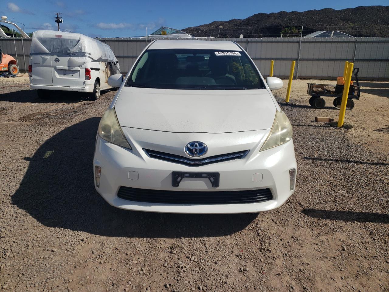 2013 TOYOTA PRIUS V - Фото 5