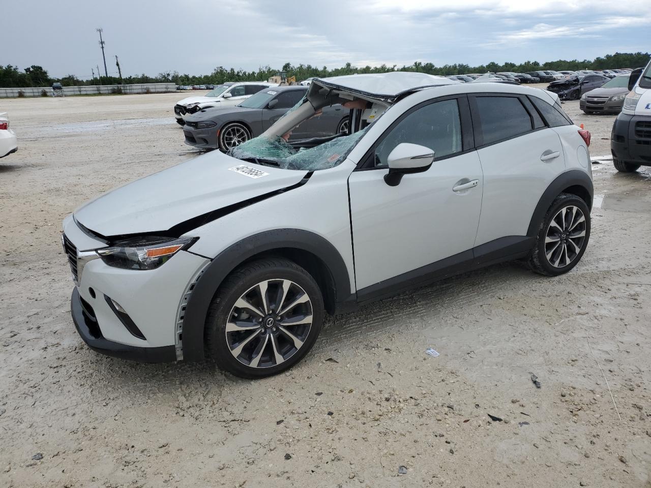 2019 MAZDA CX-3 TOURI car image