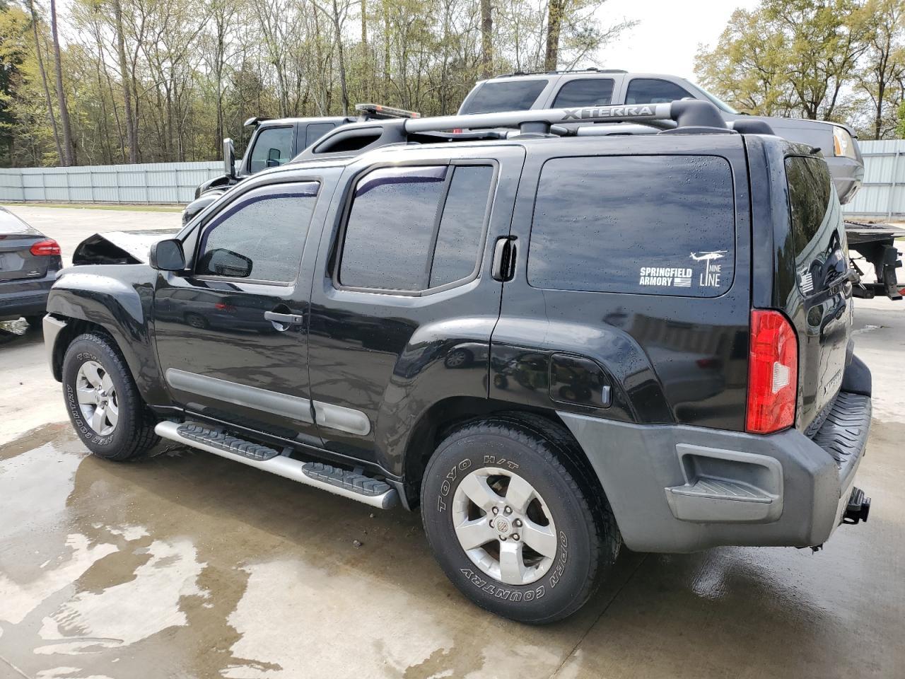 2013 NISSAN XTERRA X - Фото 2