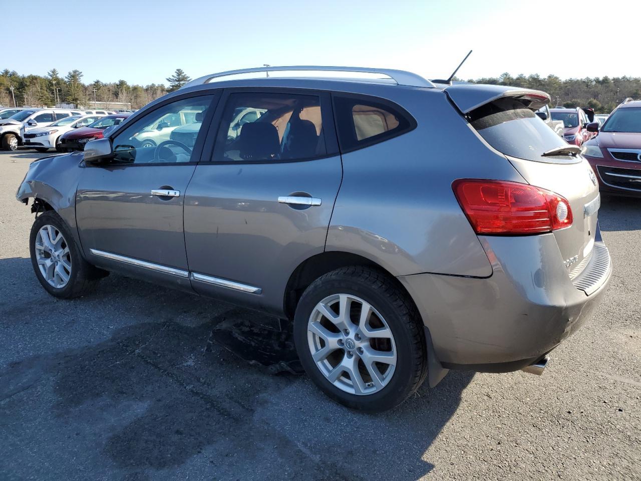 2013 NISSAN ROGUE S - Фото 2