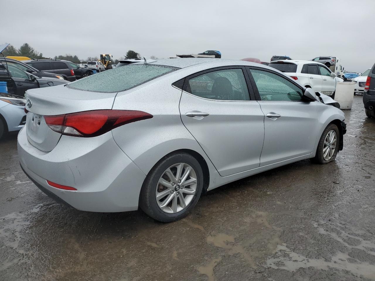 2015 HYUNDAI ELANTRA SE - Image 3