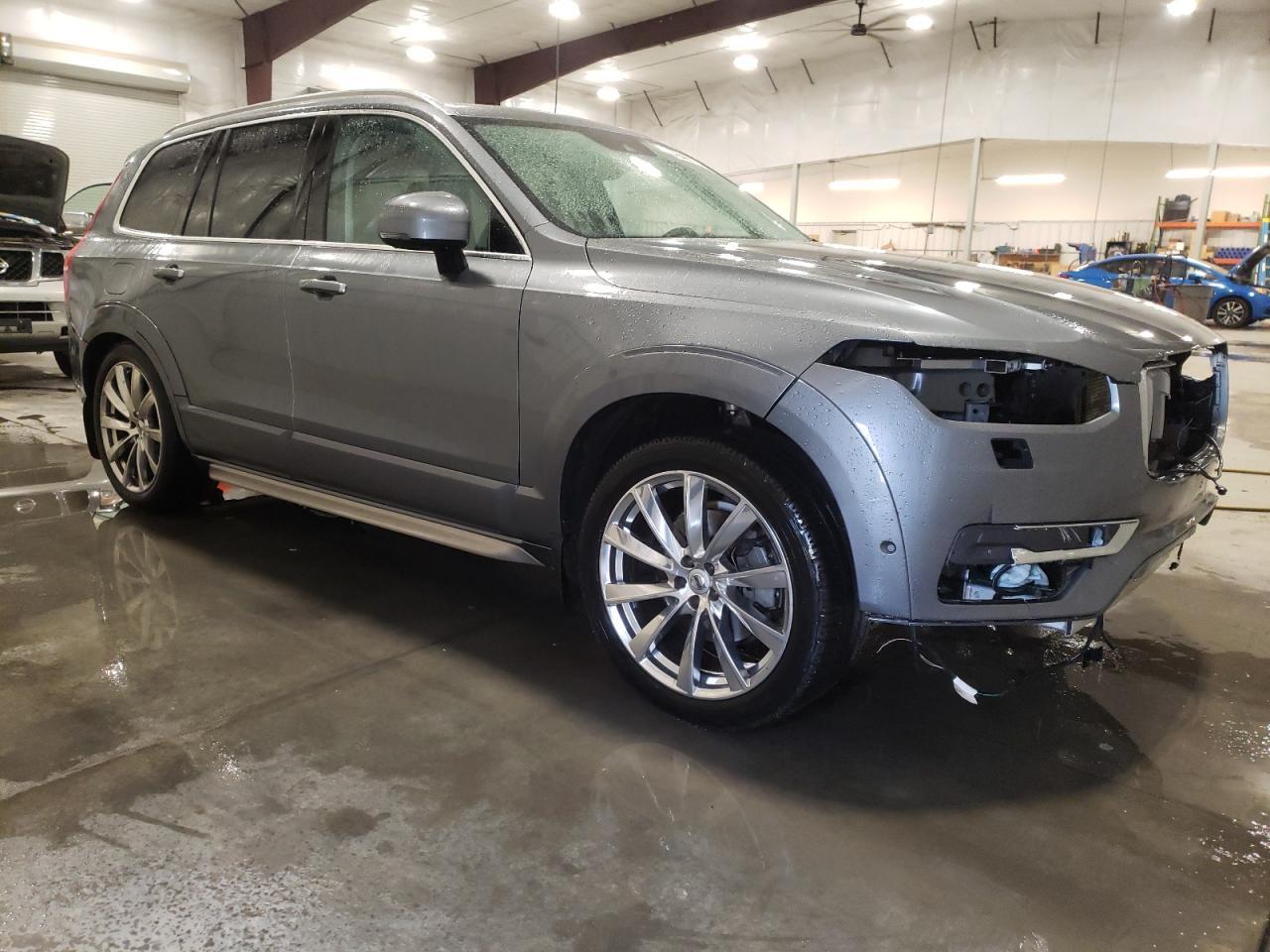 2016 VOLVO XC90 T6 - Image 4