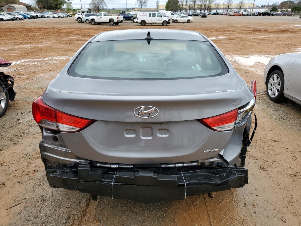 2011 HYUNDAI ELANTRA GL - Image 6