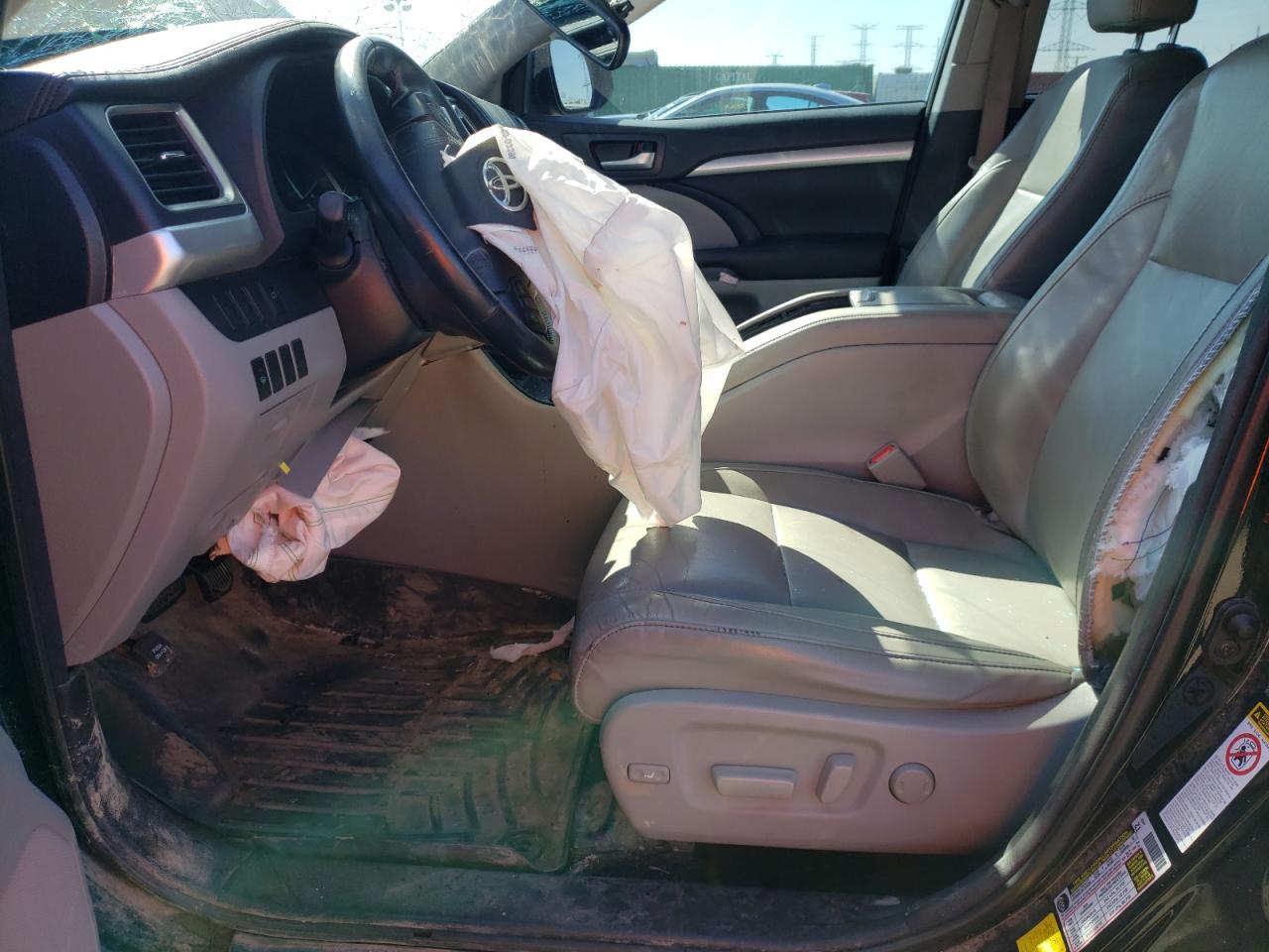2015 TOYOTA HIGHLANDER - Фото 7