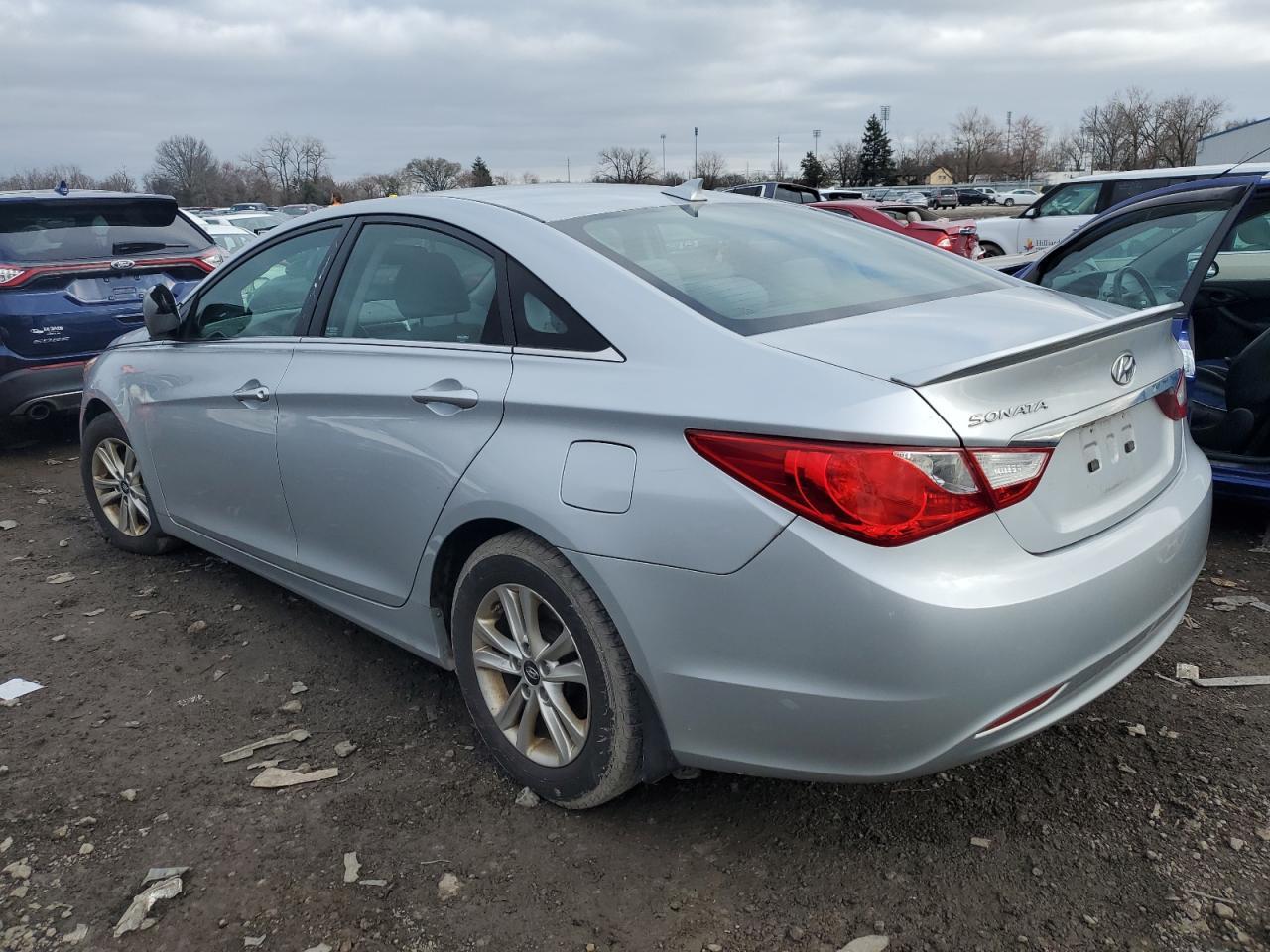 2013 HYUNDAI SONATA GLS - Фото 2