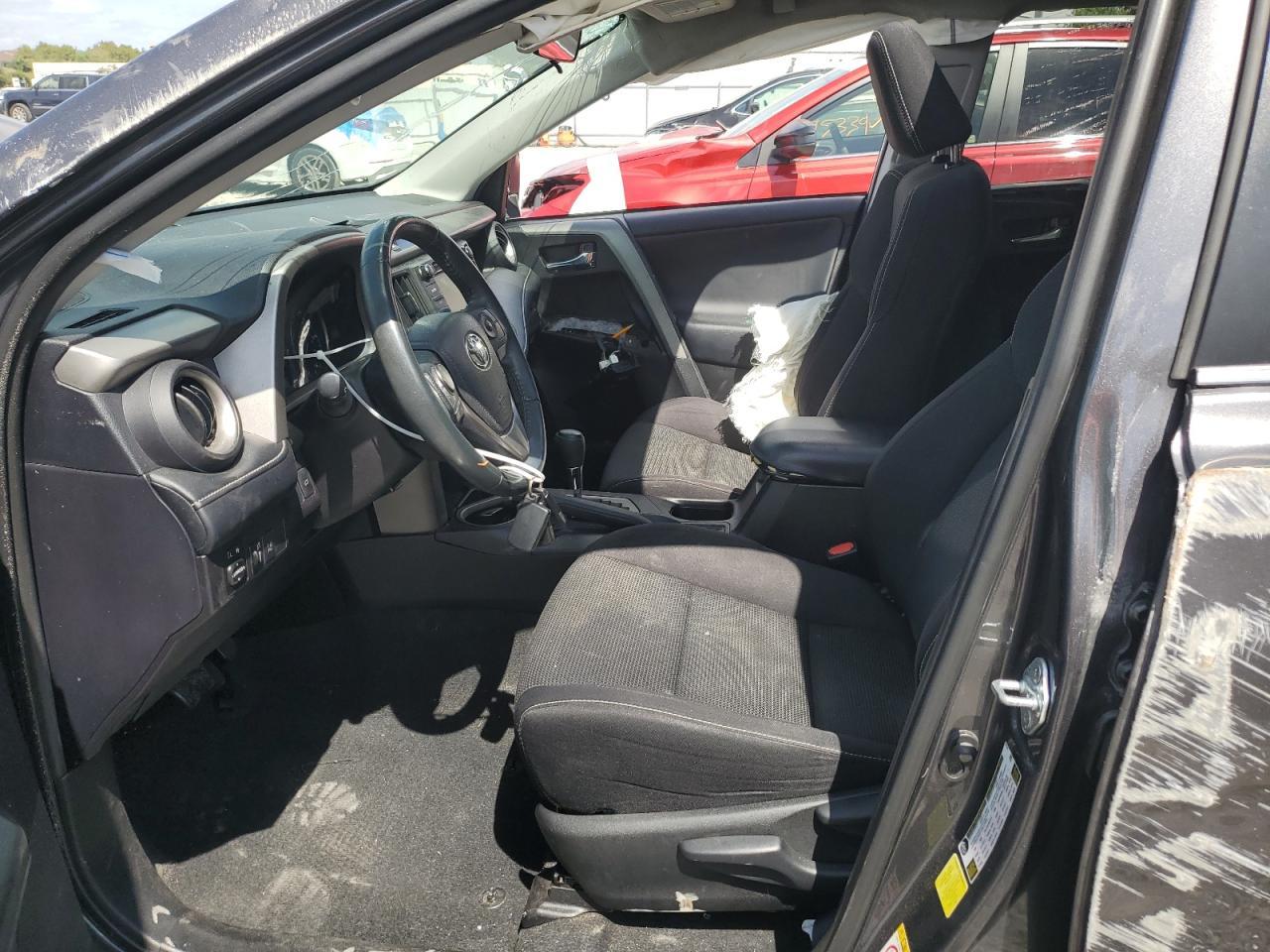 2017 TOYOTA RAV4 XLE - Image 7