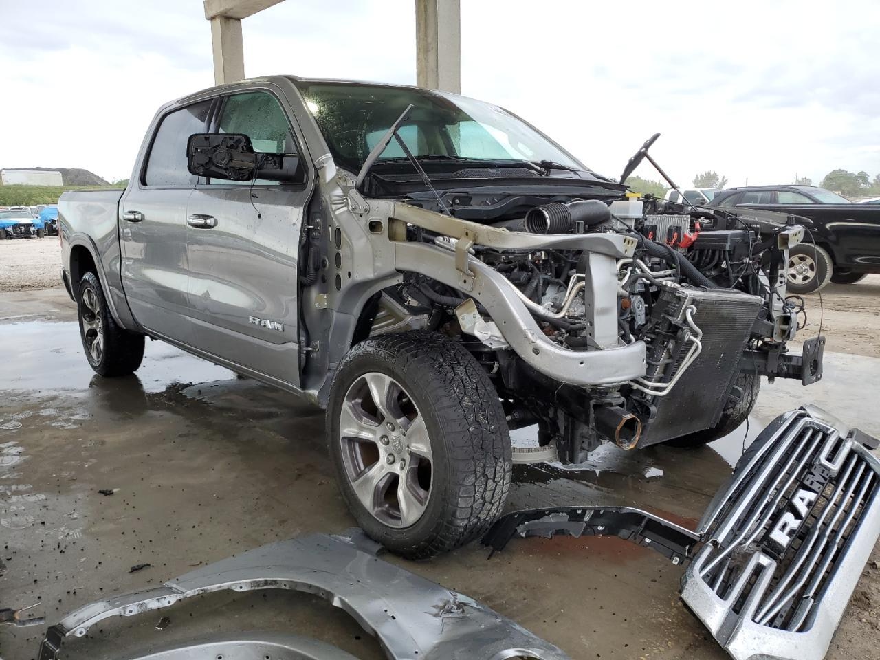 2019 RAM 1500 LARAM - Фото 4