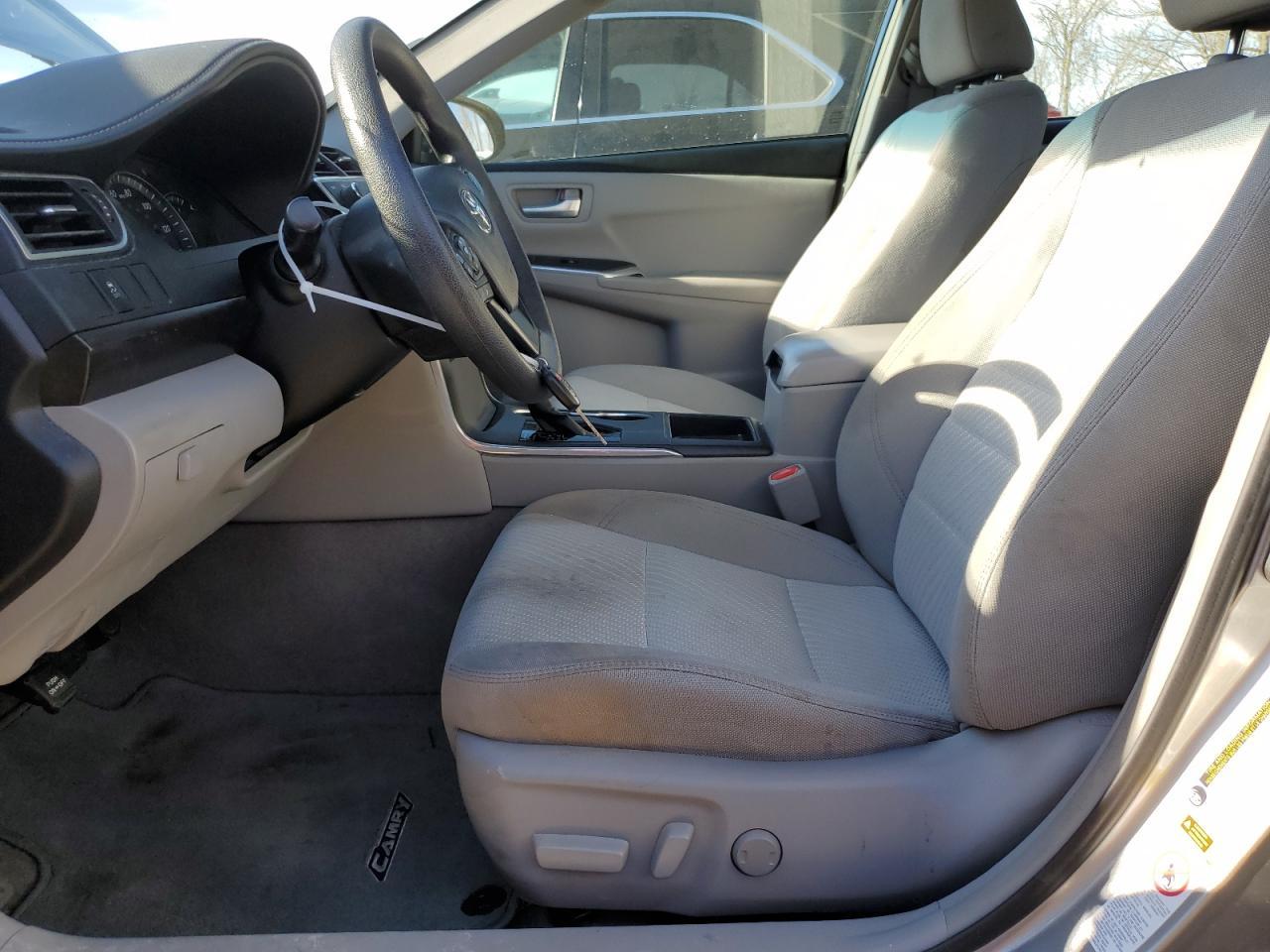 2015 TOYOTA CAMRY LE - Фото 7