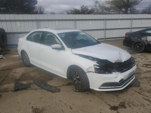 2017 VOLKSWAGEN JETTA SE - Image 4