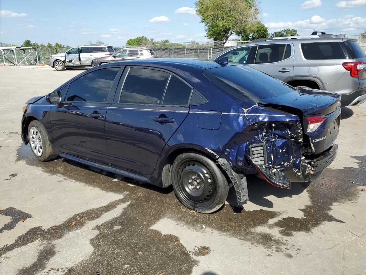 2022 TOYOTA COROLLA LE - Фото 2