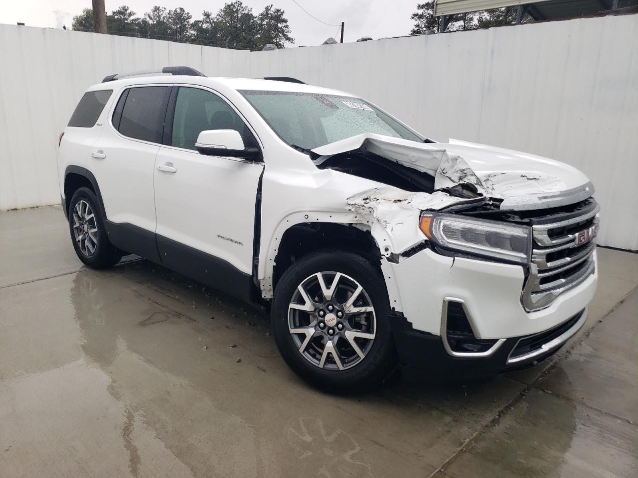 2023 GMC ACADIA SLT - Image 4