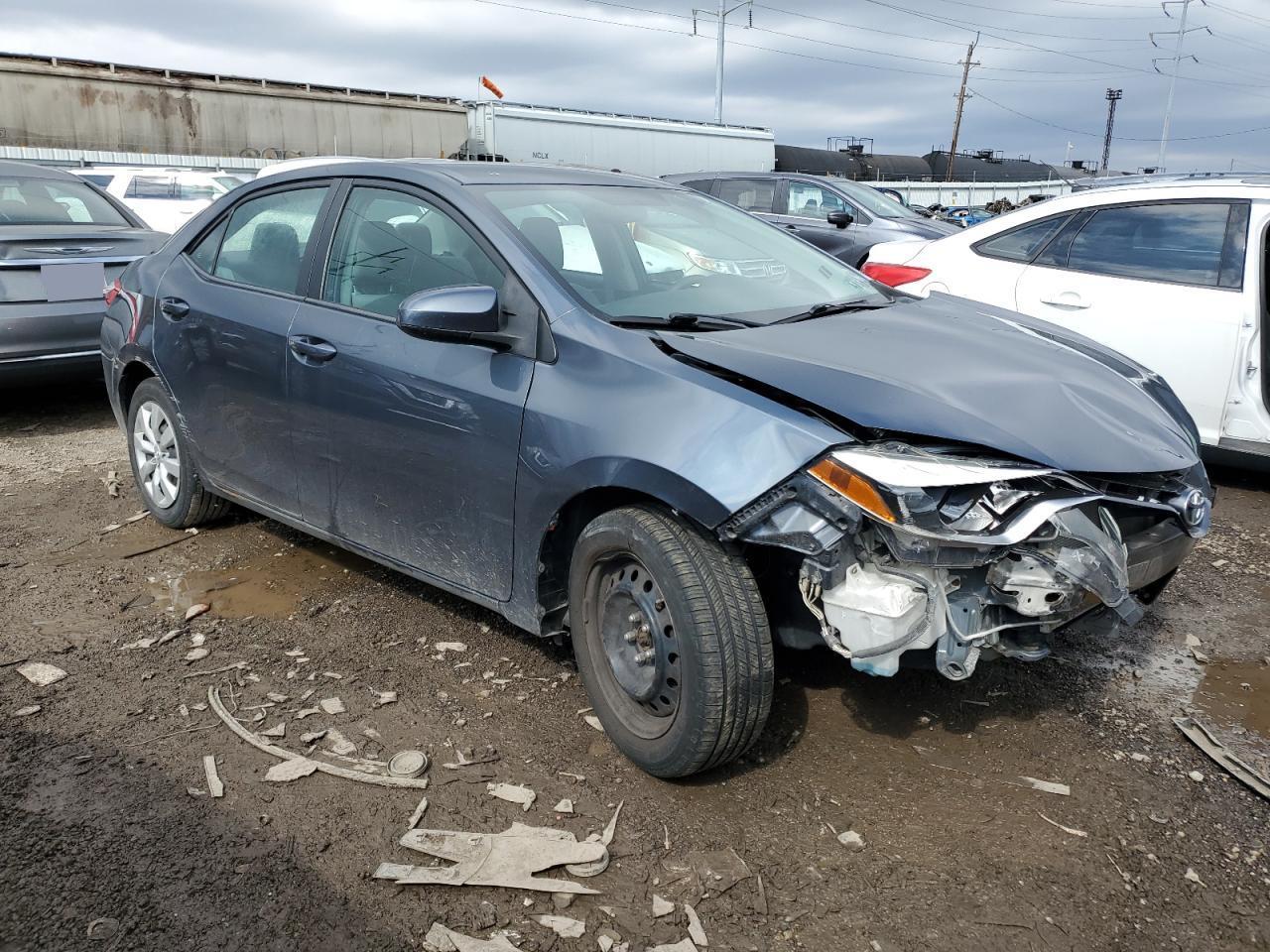 2015 TOYOTA COROLLA L - Image 4