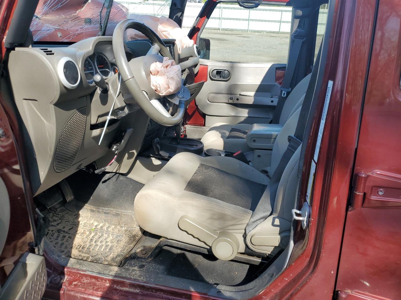 2010 JEEP WRANGLER U - Image 7