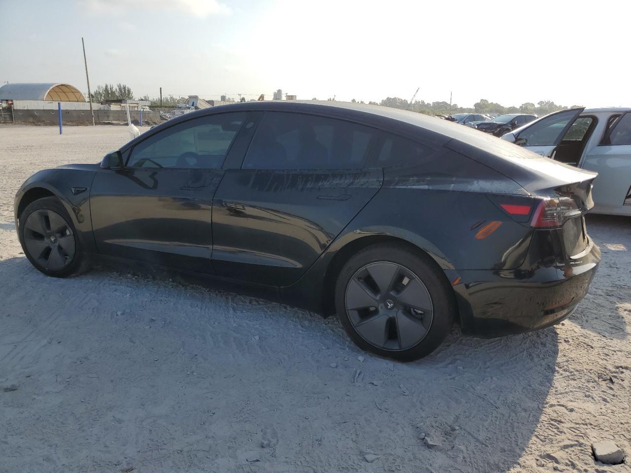 2023 TESLA MODEL 3 - Image 2