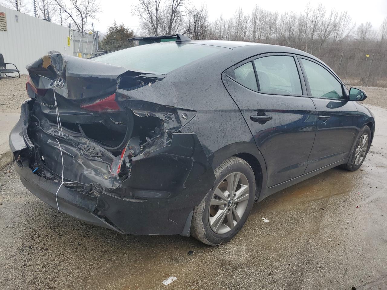 2018 HYUNDAI ELANTRA SE - Image 3