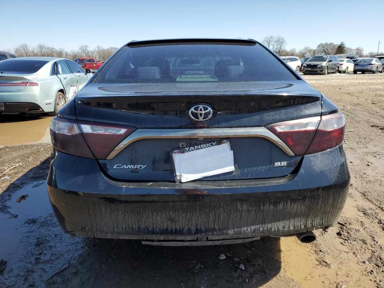 2015 TOYOTA CAMRY LE - Фото 6