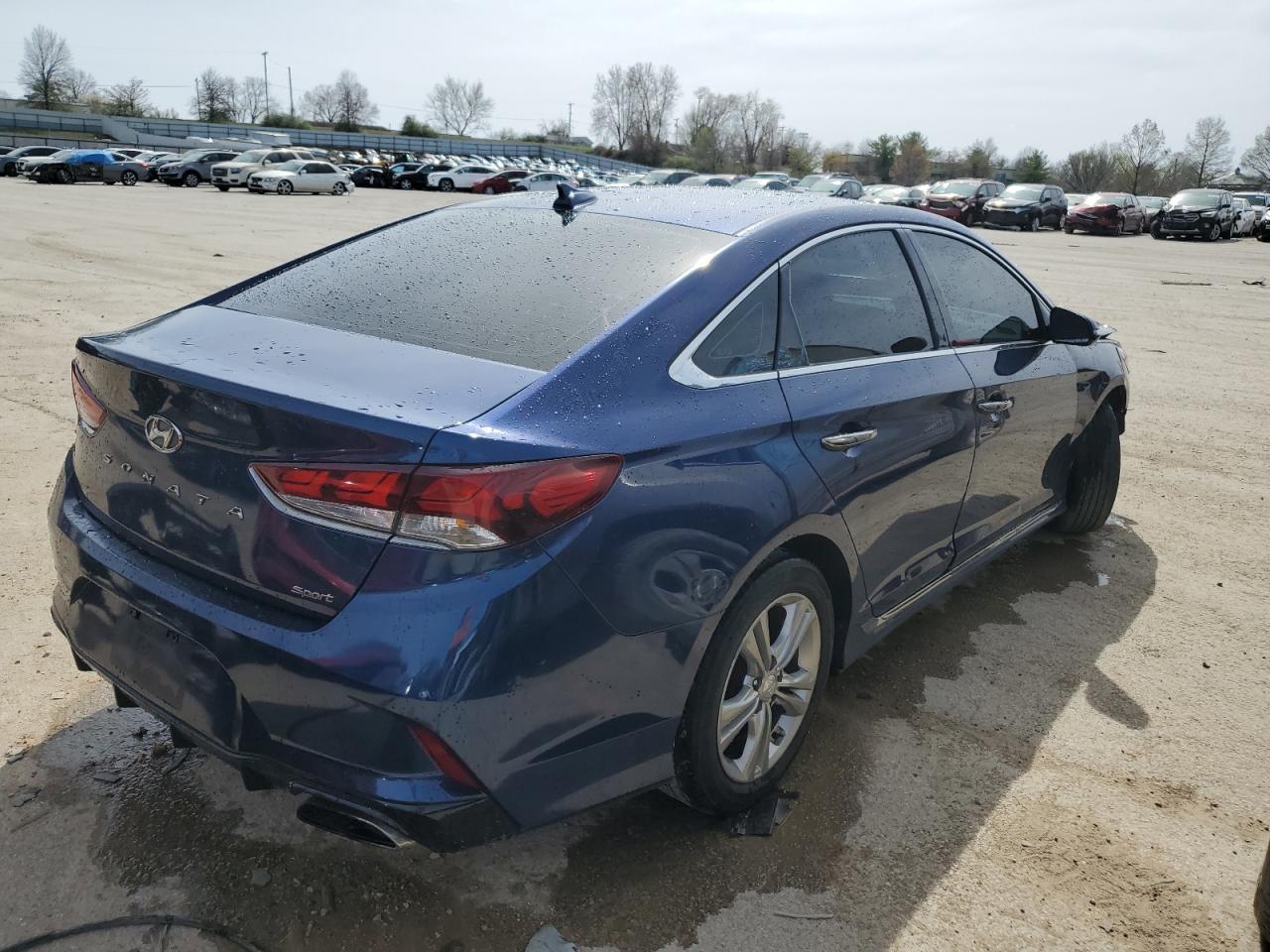 2018 HYUNDAI SONATA SPO - Image 3