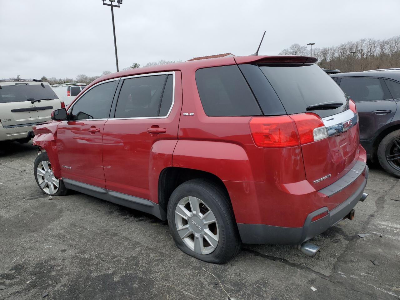 2013 GMC TERRAIN SL - Image 2