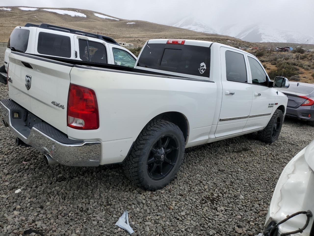 2015 RAM 1500 SLT - Image 3