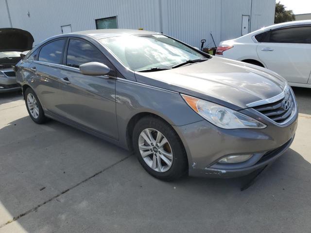 2013 Hyundai Sonata Gls - Image 4