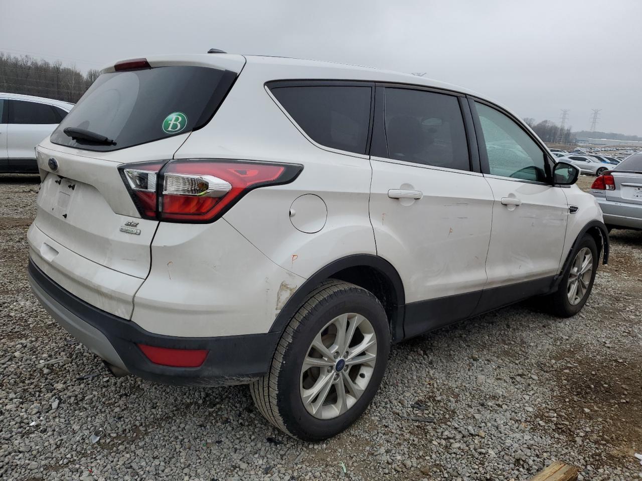 2017 FORD ESCAPE SE - Фото 3