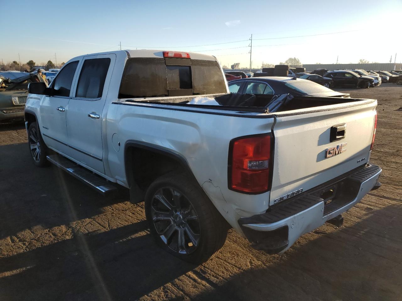 2014 GMC SIERRA K15 - Image 2