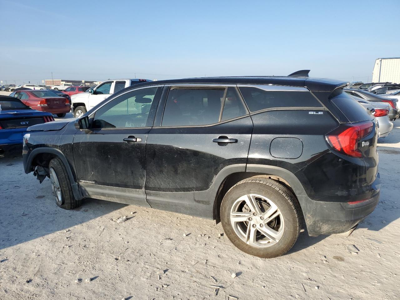 2018 GMC TERRAIN SL - Image 2