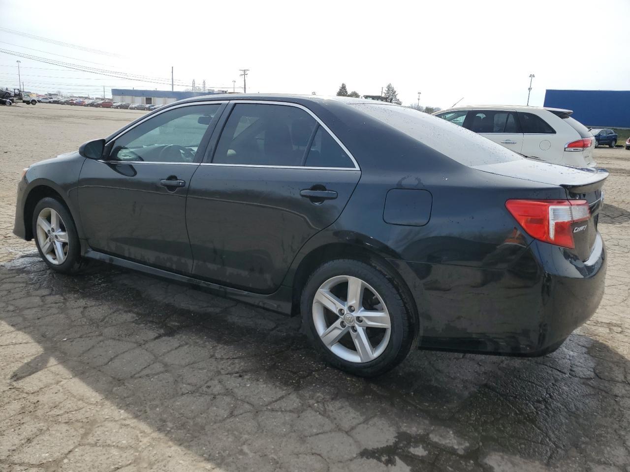 2012 TOYOTA CAMRY BASE - Фото 2