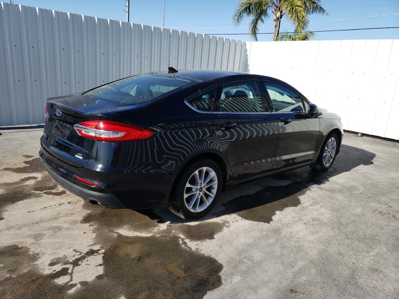 2020 FORD FUSION SE - Фото 3