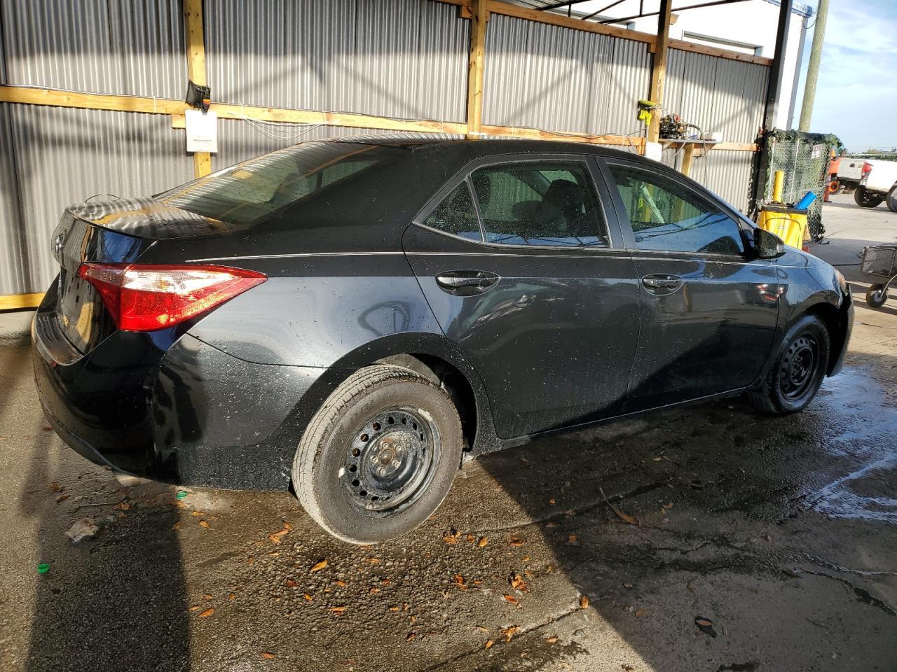 2018 TOYOTA COROLLA L - Image 3