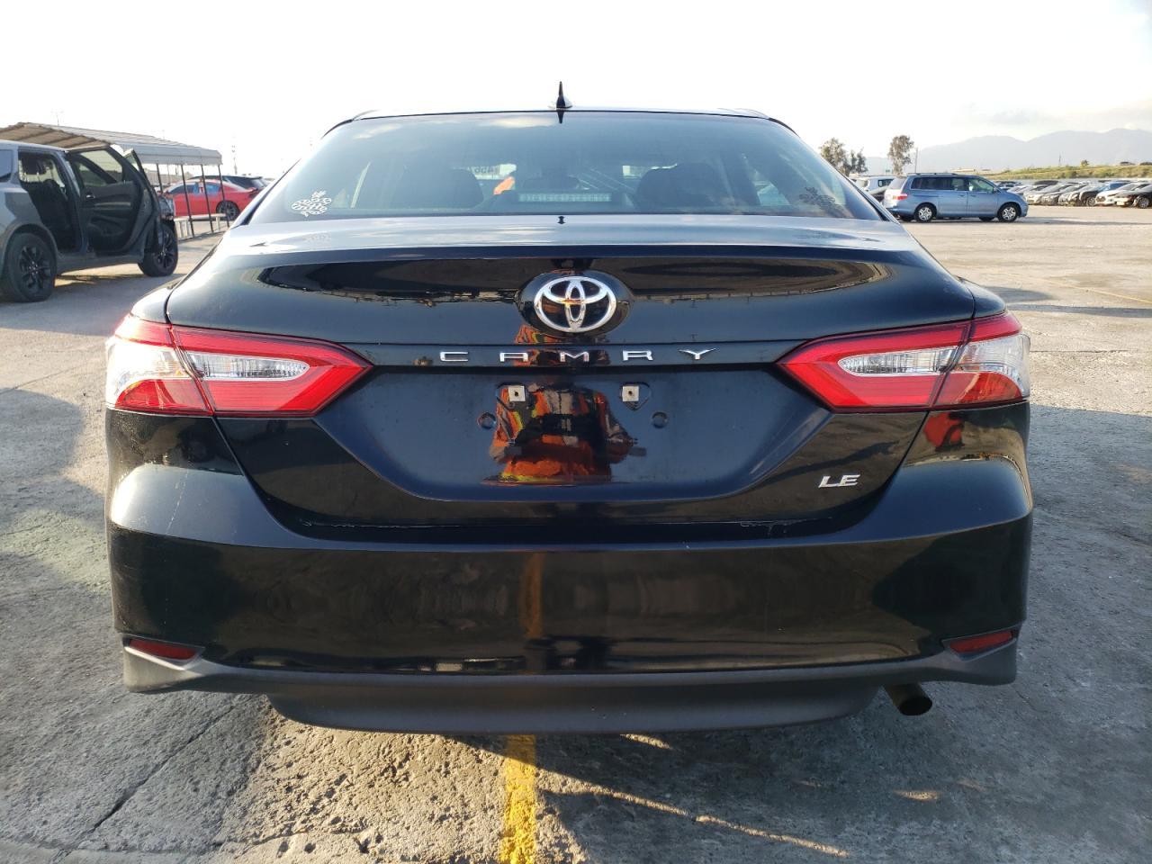 2019 TOYOTA CAMRY L - Image 6