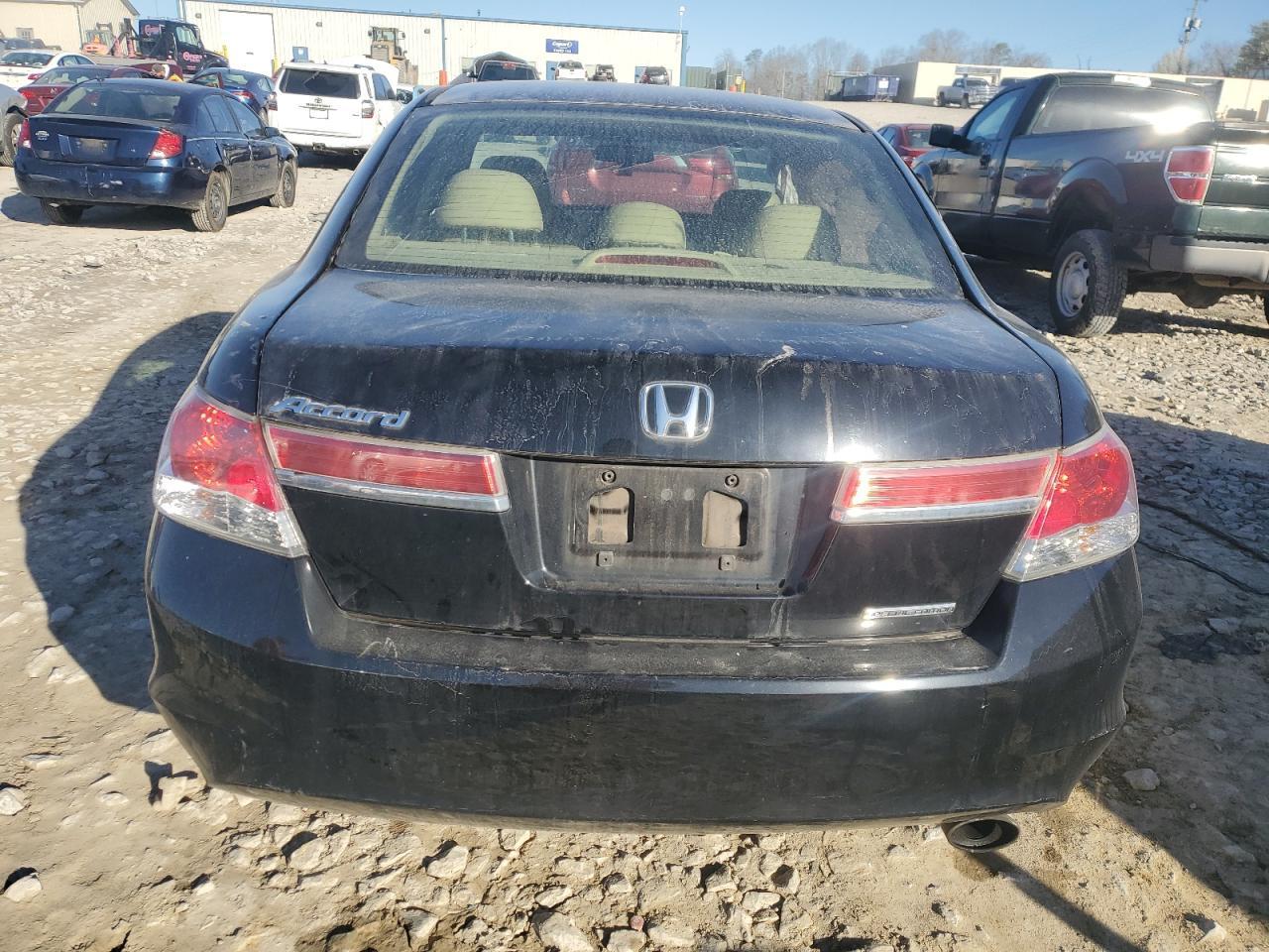 2012 HONDA ACCORD SE - Image 6