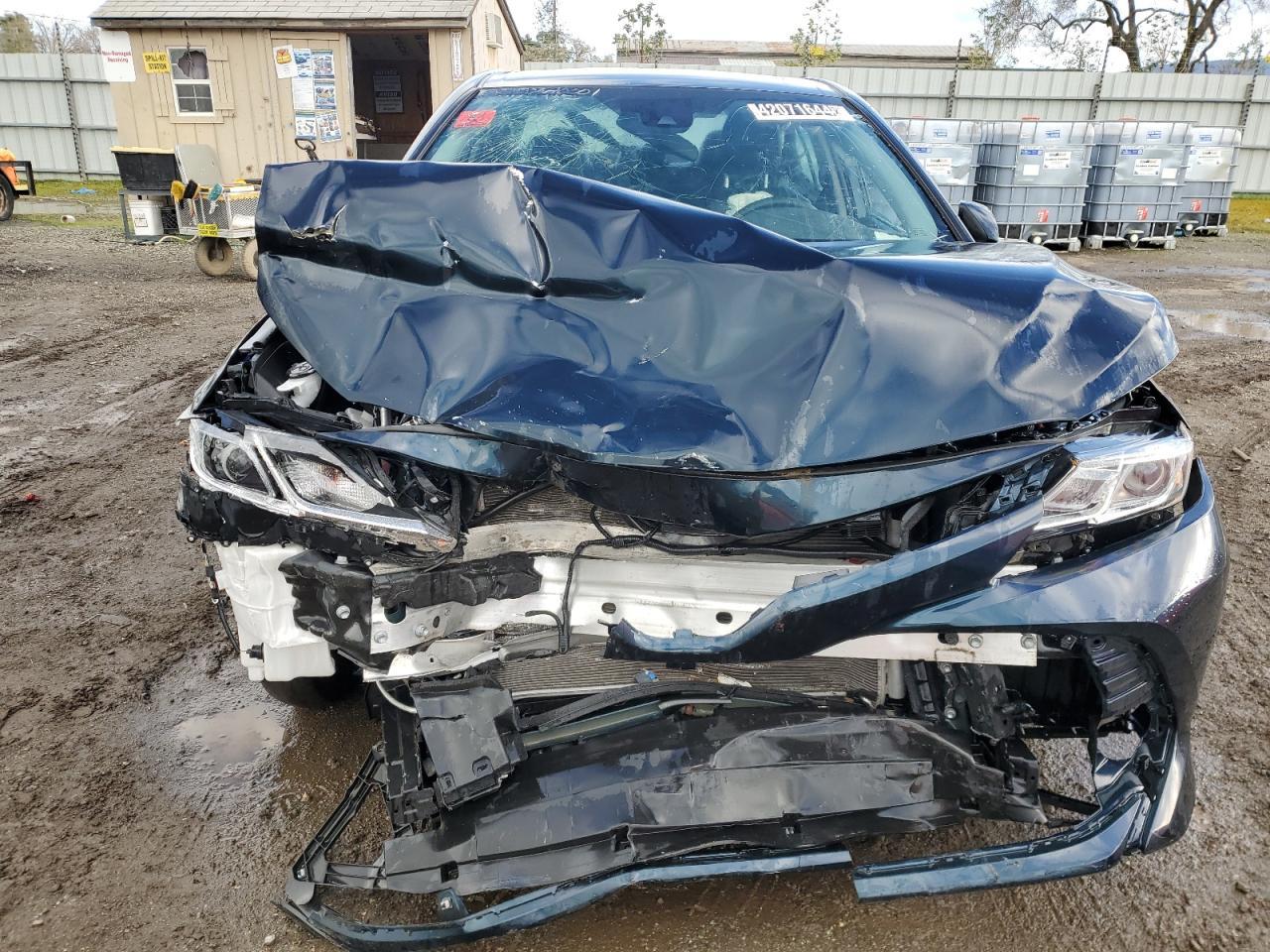 2020 TOYOTA CAMRY LE - Фото 5