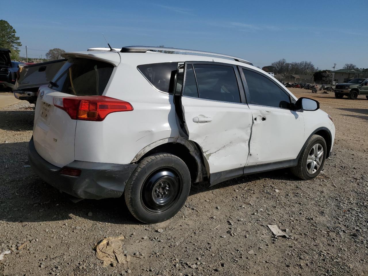 2014 TOYOTA RAV4 LE - Фото 3